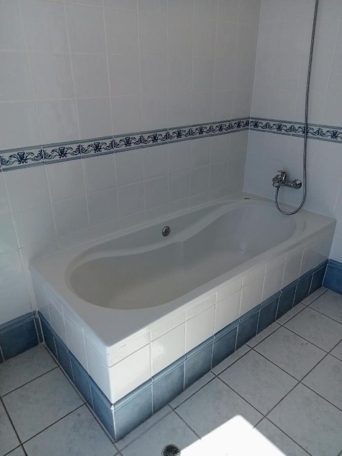 The Artist House Hotel Arco da Calheta  Bilik gambar