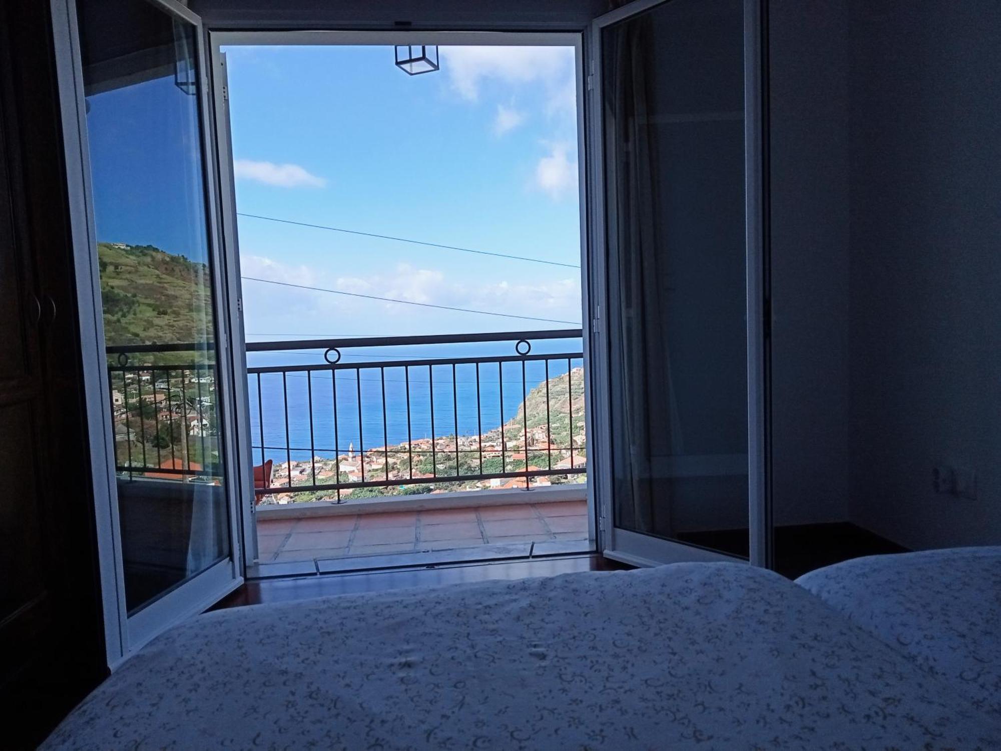 The Artist House Hotel Arco da Calheta  Bilik gambar