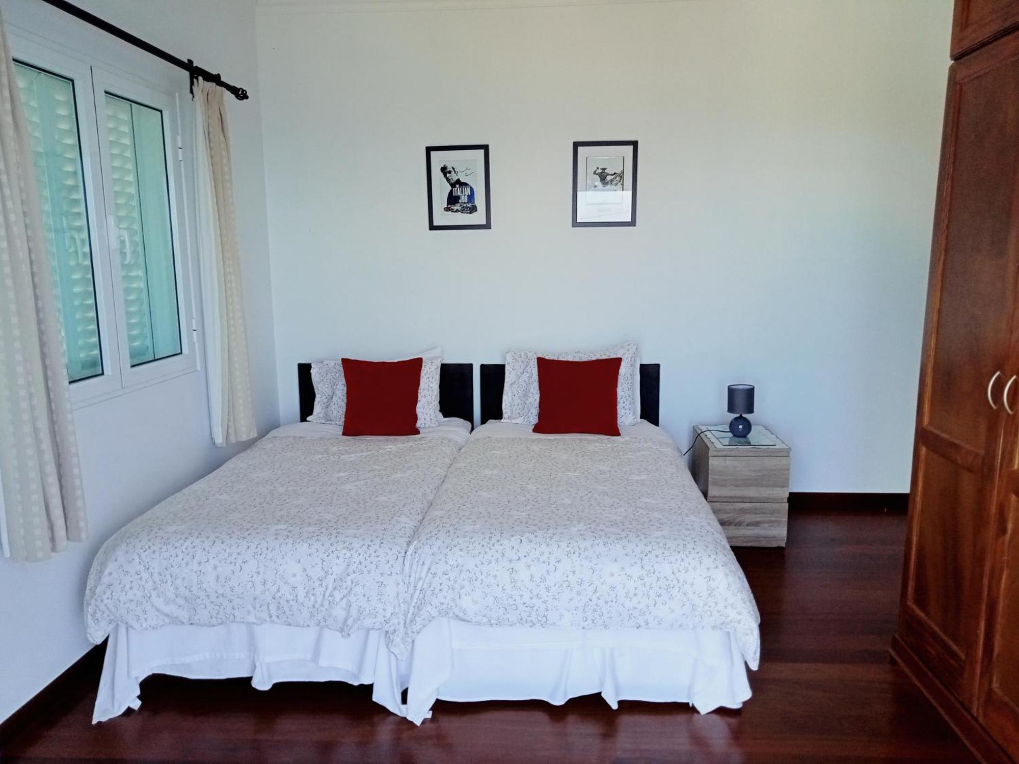 The Artist House Hotel Arco da Calheta  Bilik gambar