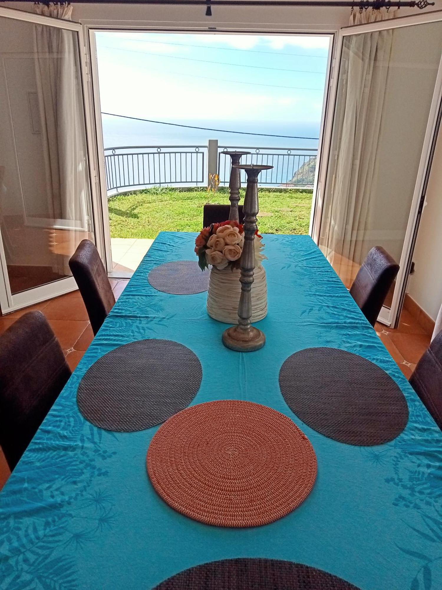 The Artist House Hotel Arco da Calheta  Bilik gambar